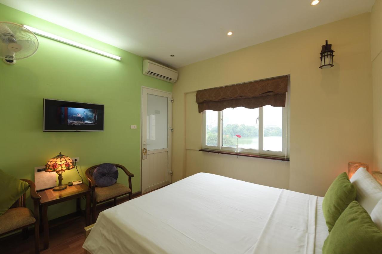 Holiday Lakeview Hotel Hanoi Bagian luar foto